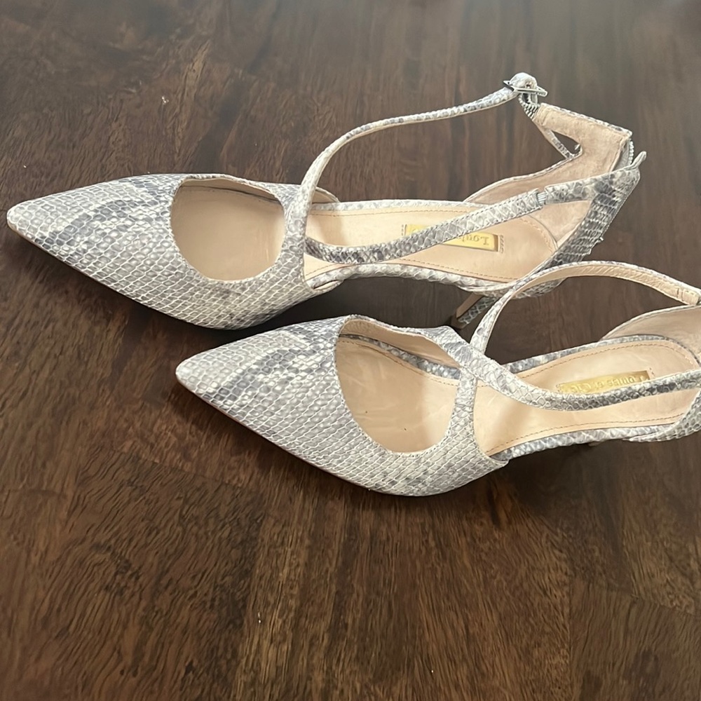 Louise et Cie snakeskin Pumps.